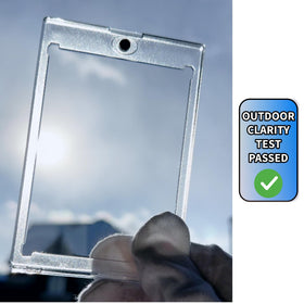 Gold-plated magnet closure provides secure, easy one-touch access.