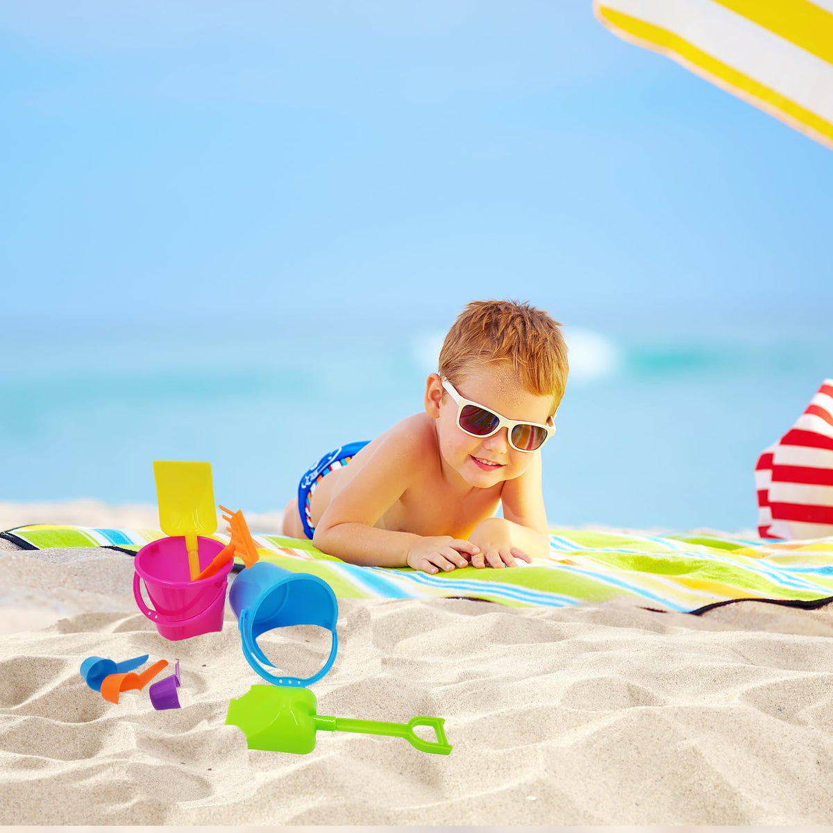 The Dreidel Company scoop promotes easy transport of sand and small treasures.