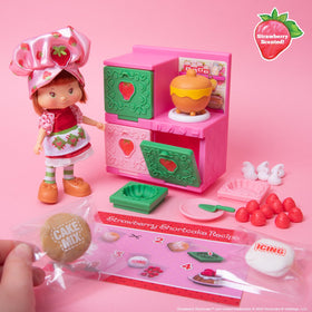 The Loyal Subjects Berry Bake Shoppe molds and platter invite creative pretend recipes