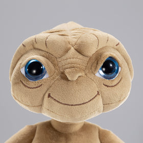 Face closeup of The Noble Collection ET Plush highlights features