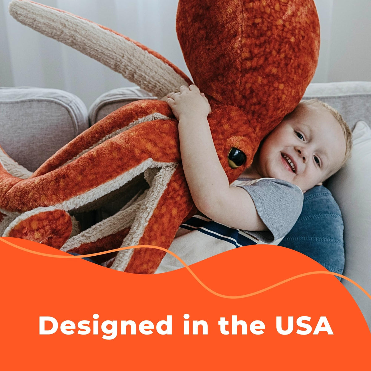 The Petting Zoo giraffe plush hug-ready, perfect for cuddly playtime.