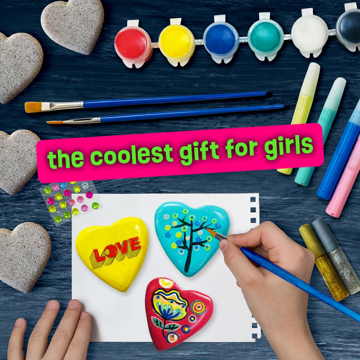 The Scholar Ant brushes and googly eyes help kids personalize creations.