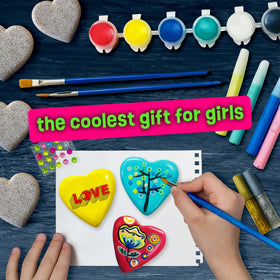 The Scholar Ant brushes and googly eyes help kids personalize creations.