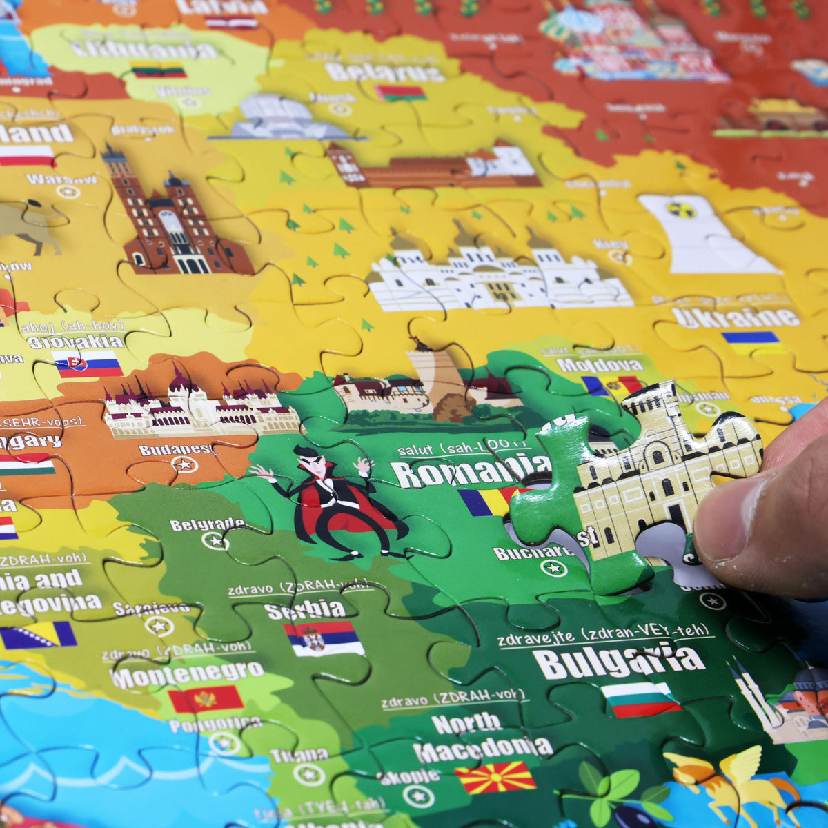 Think2Master large-format puzzle supports family collaboration and spatial skills