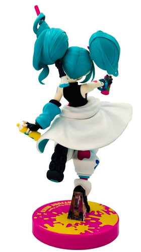 Thunder Tech Hatsune Miku artistic accessories complement bold color themes.