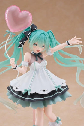 Thunder Tech Hatsune Miku Birthday 2025 AMP+ Figure packaging design inspires gift-giving