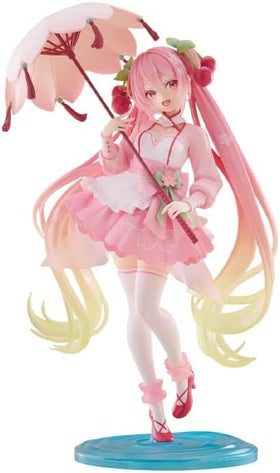 Thunder Tech Sakura Miku AMP+ figure with cherry blossom umbrella for elegant display.