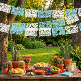 Tiamon Cielito Lindo party garland enhances photo-worthy moments