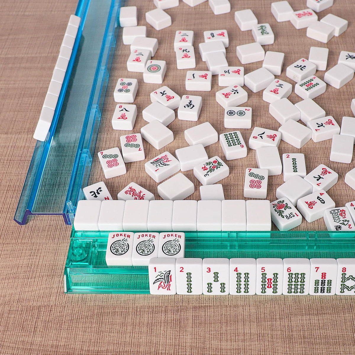 TIASUSAN dice and chips for scoring in lively games