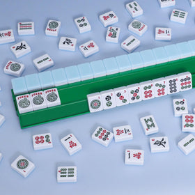 TIASUSAN mahjong racks with pushers suit players of all levels.