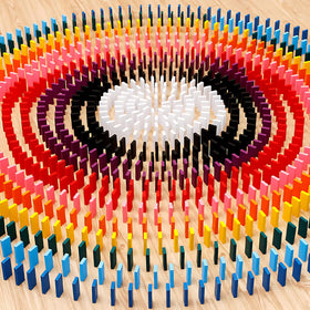 Timfuis 1200-piece dominoes set in a box for easy storage and gifting.