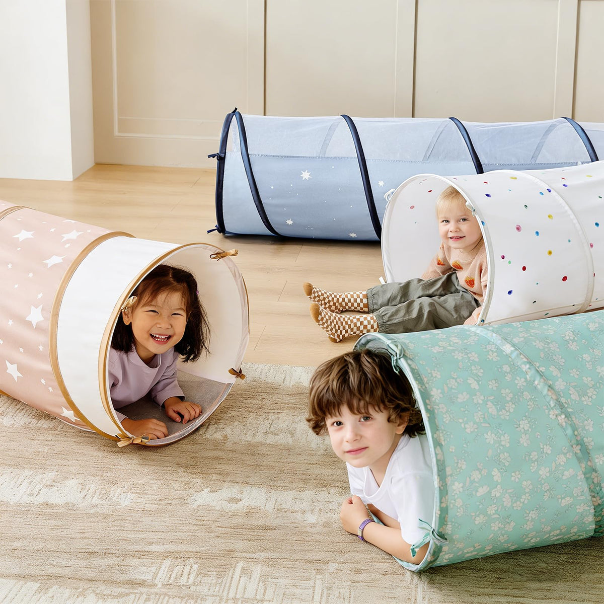 A thoughtful gift: Tiny Land green tunnel for babies and toddlers.