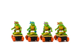 TMNT Switch Kick Skater Leonardo in action, ready for smooth tricks.
