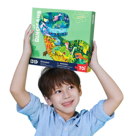 Toi dinosaur floor puzzle: large layout supports immersive play and shared focus.