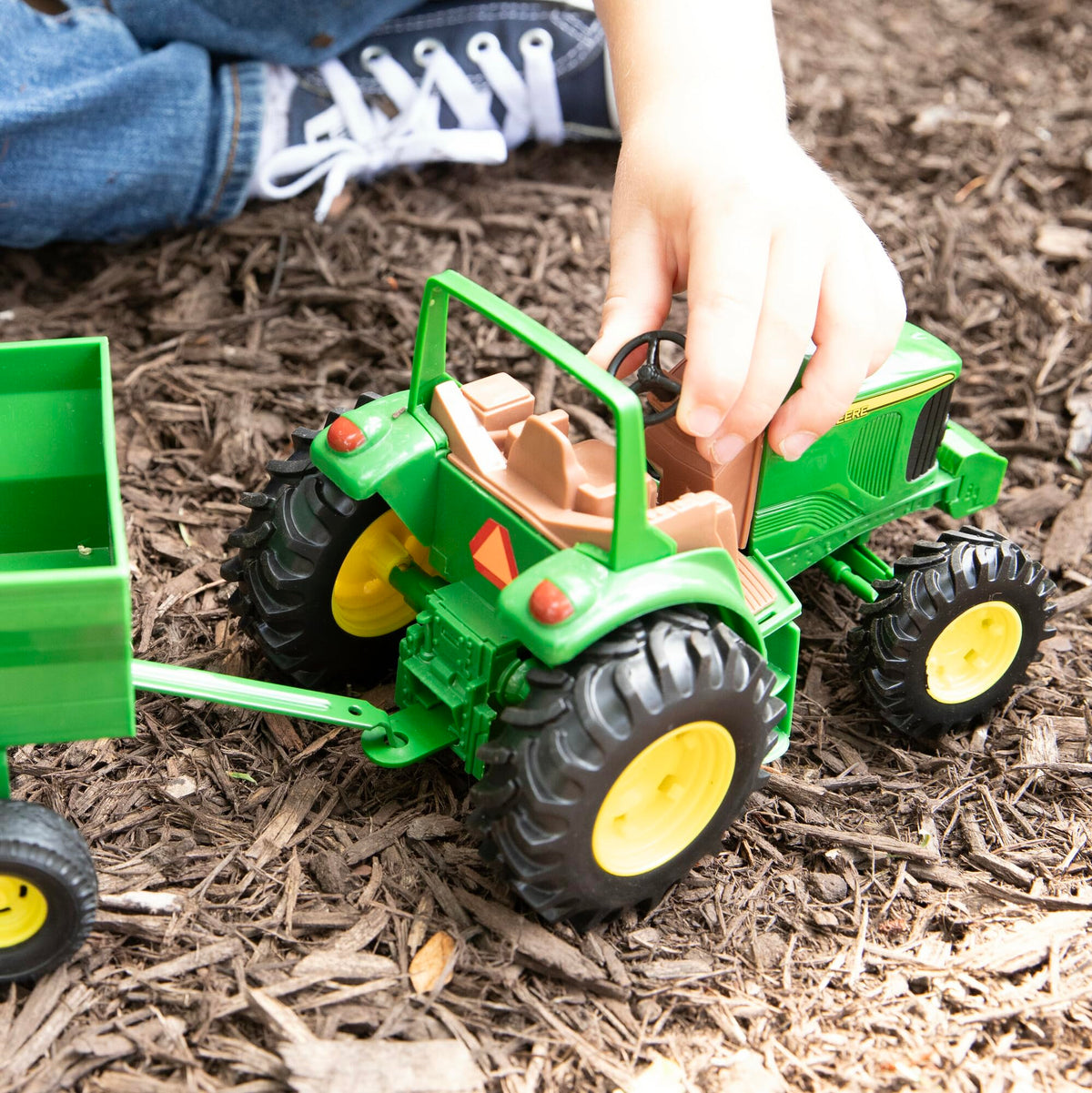 TOMY John Deere wagon opening tail gate invites loading play.