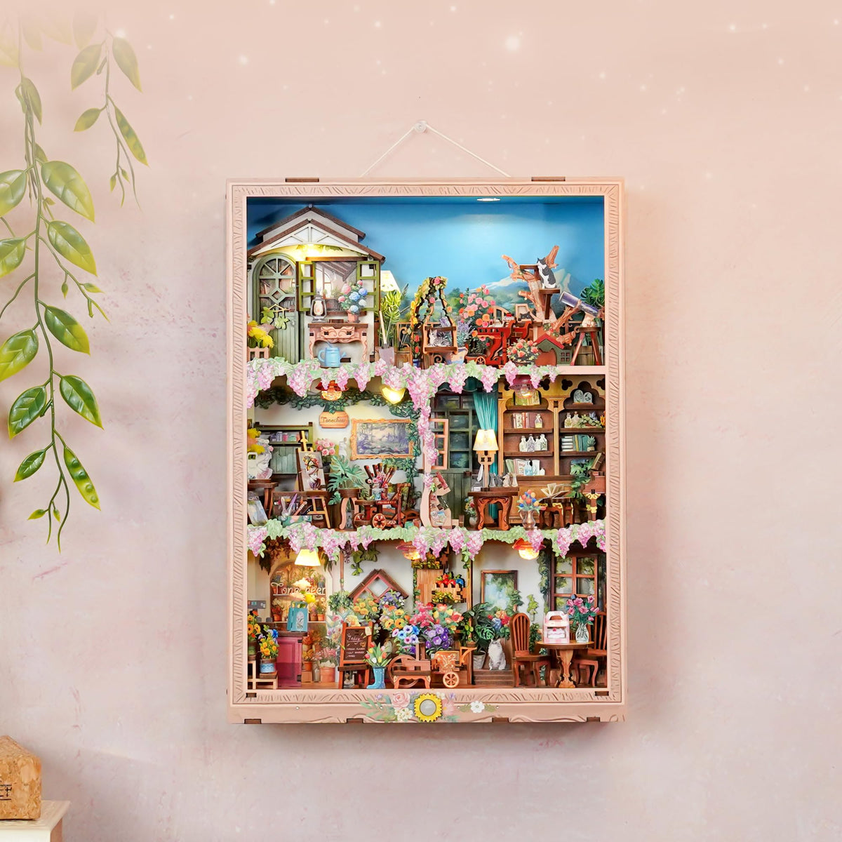 Tonecheer dust-cover closeup protects your diorama between displays