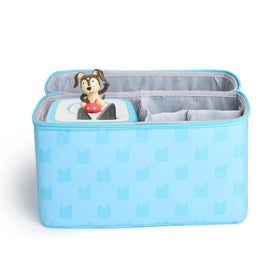 Tonies bag easy-grab handle makes kids reach gear quickly.