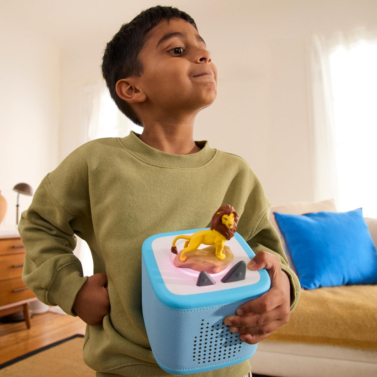 Lightning McQueen Tonie figurine sparks car-themed stories on Toniebox 2