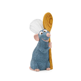 Tonies Remy dining-scene image evokes Paris restaurant ambiance during playtime.
