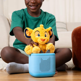 Tonies Cuddle Simba plush requires Toniebox to play audio.