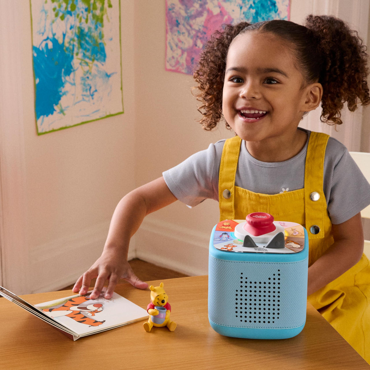 Winnie the Pooh Tonie for familiar tales and cozy listening