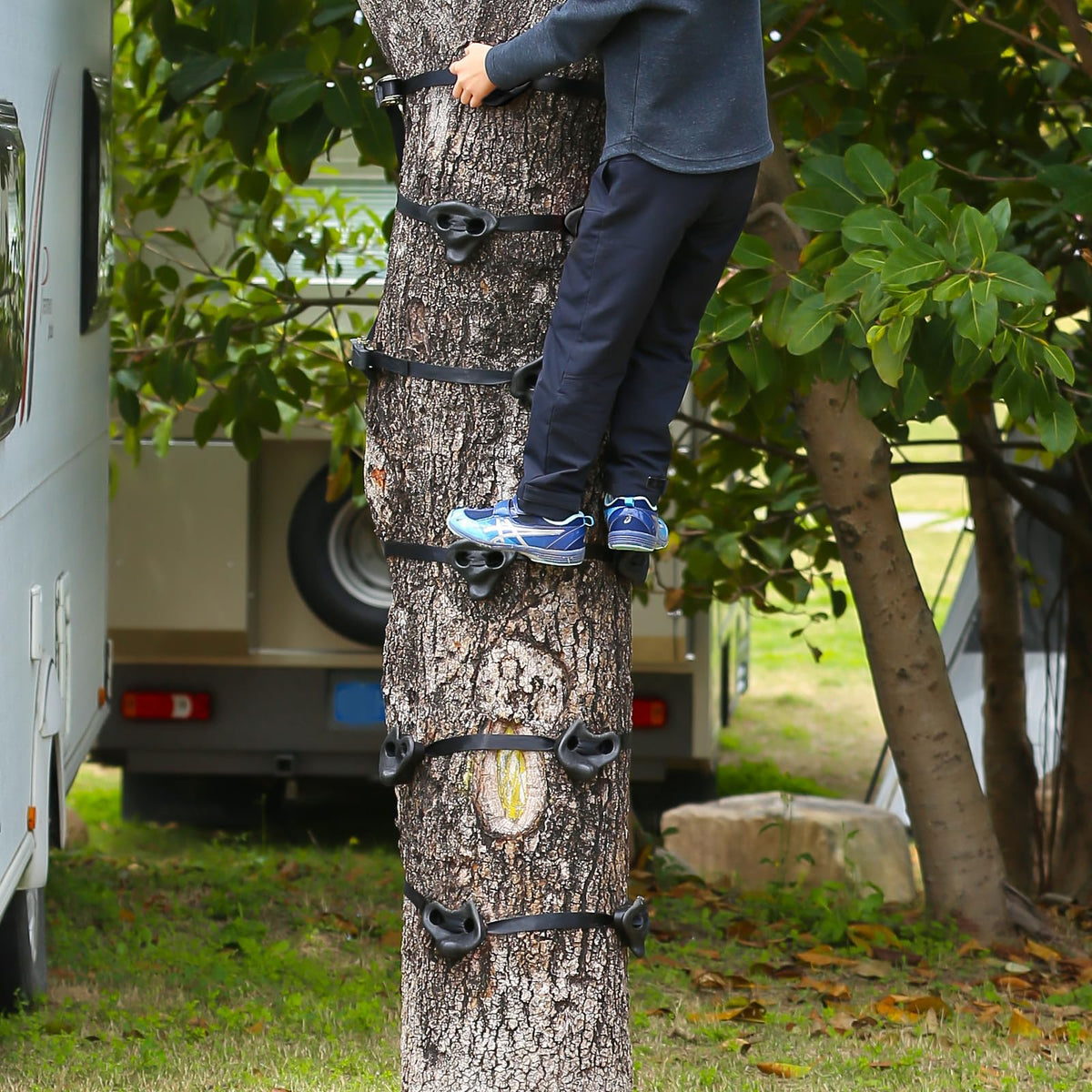 TOPNEW 230LBS capacity supports a wide range of ages for imaginative obstacle practice.