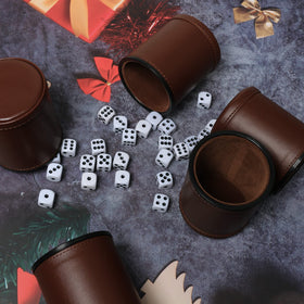 TOPTAN five-pack dice cups set for family game night