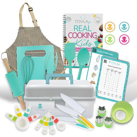 Tovla JR kids apron keeps clothes clean during playful cooking sessions