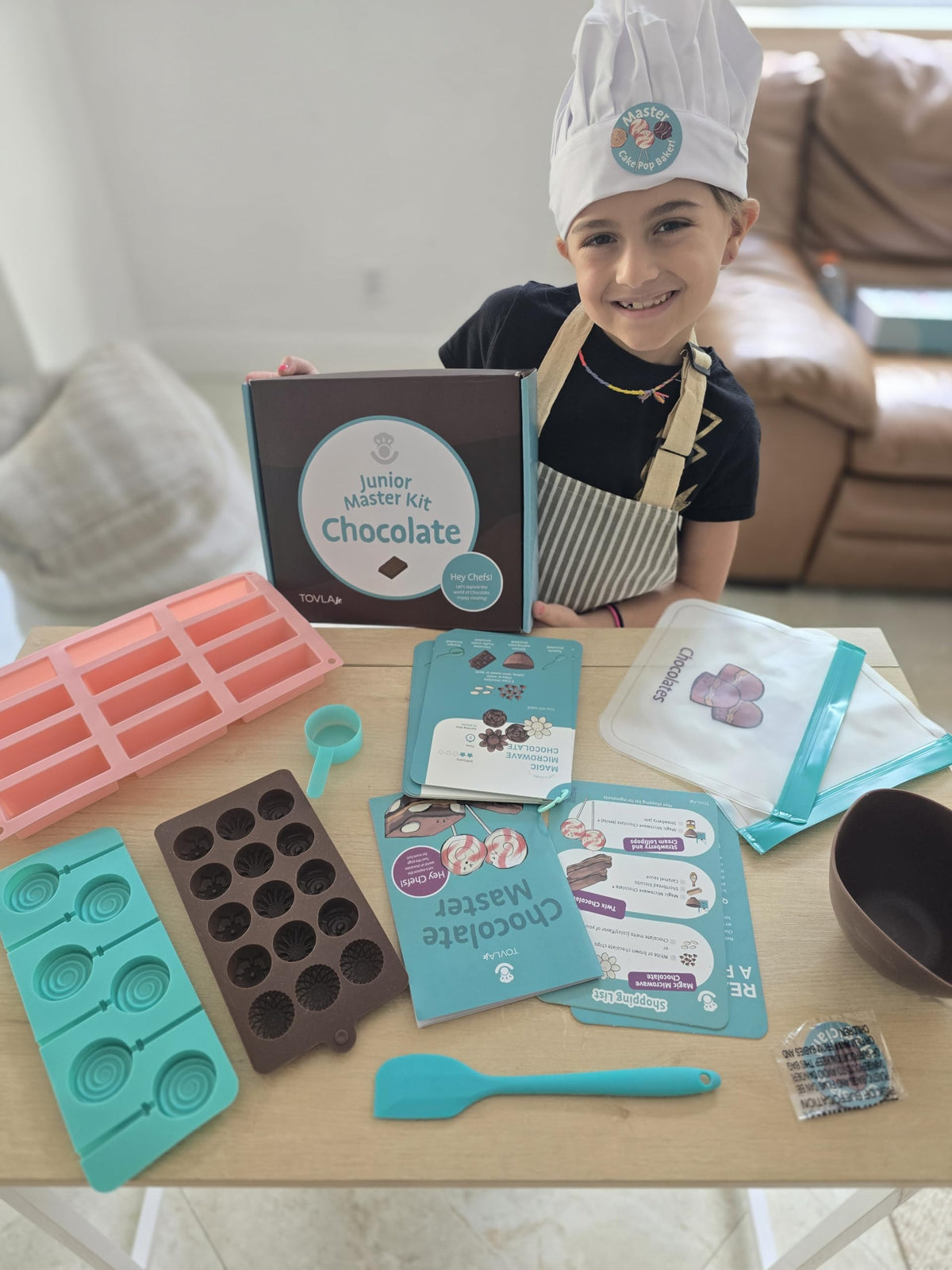 Tovla Jr real chocolate making kit spatula enables easy mixing and clean scraping after fun sessions
