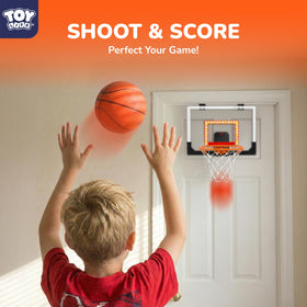 TOY Life four mini basketballs and pump included