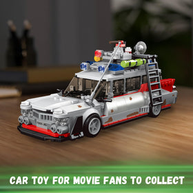 TOY PLAYER ECTO-1 display-ready model on a shelf