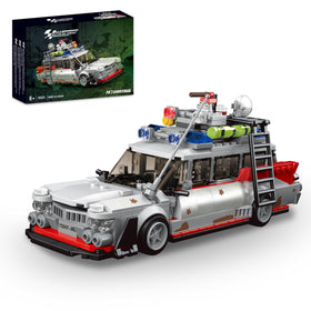 TOY PLAYER ECTO-1 ghost car front view for display and collection