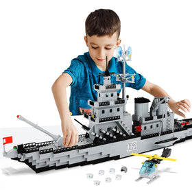 TOY PLAYER WW2 battleship front view with radar and rotating gun for immersive play.
