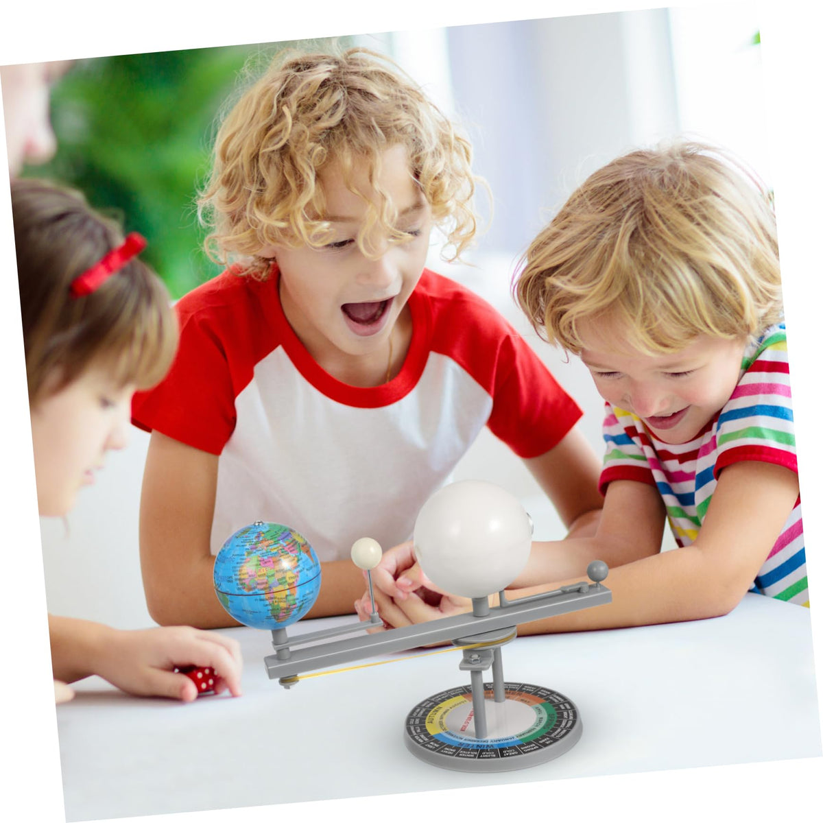 TOYANDONA compact, portable planetarium for home learning and classroom use.