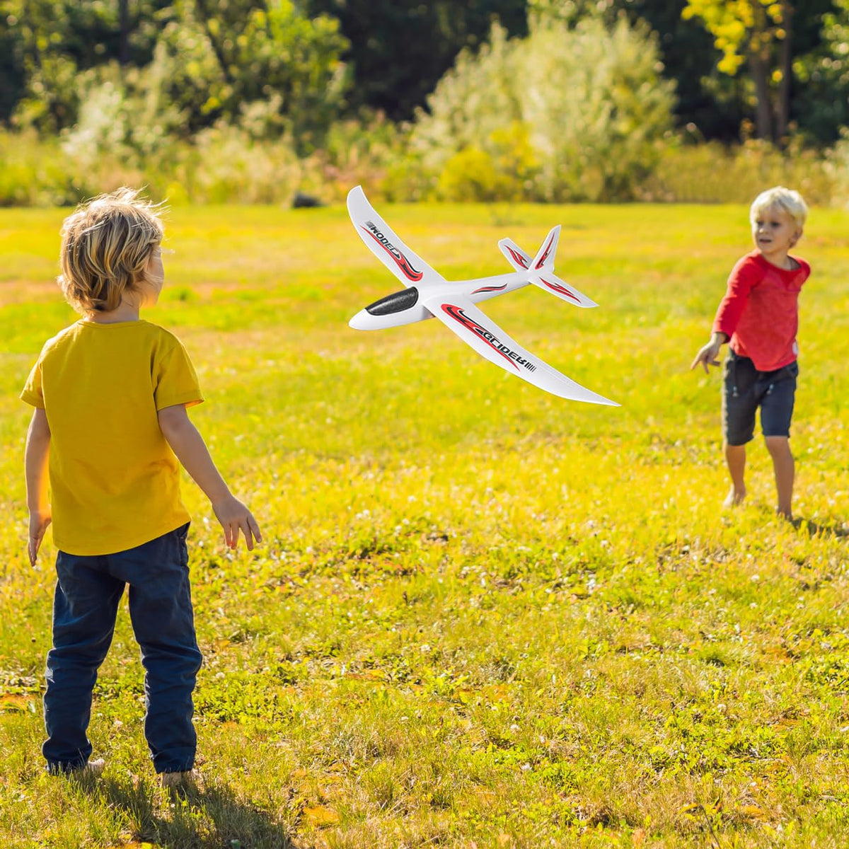 TOYANDONA foam glider 39-inch at a park for family fun