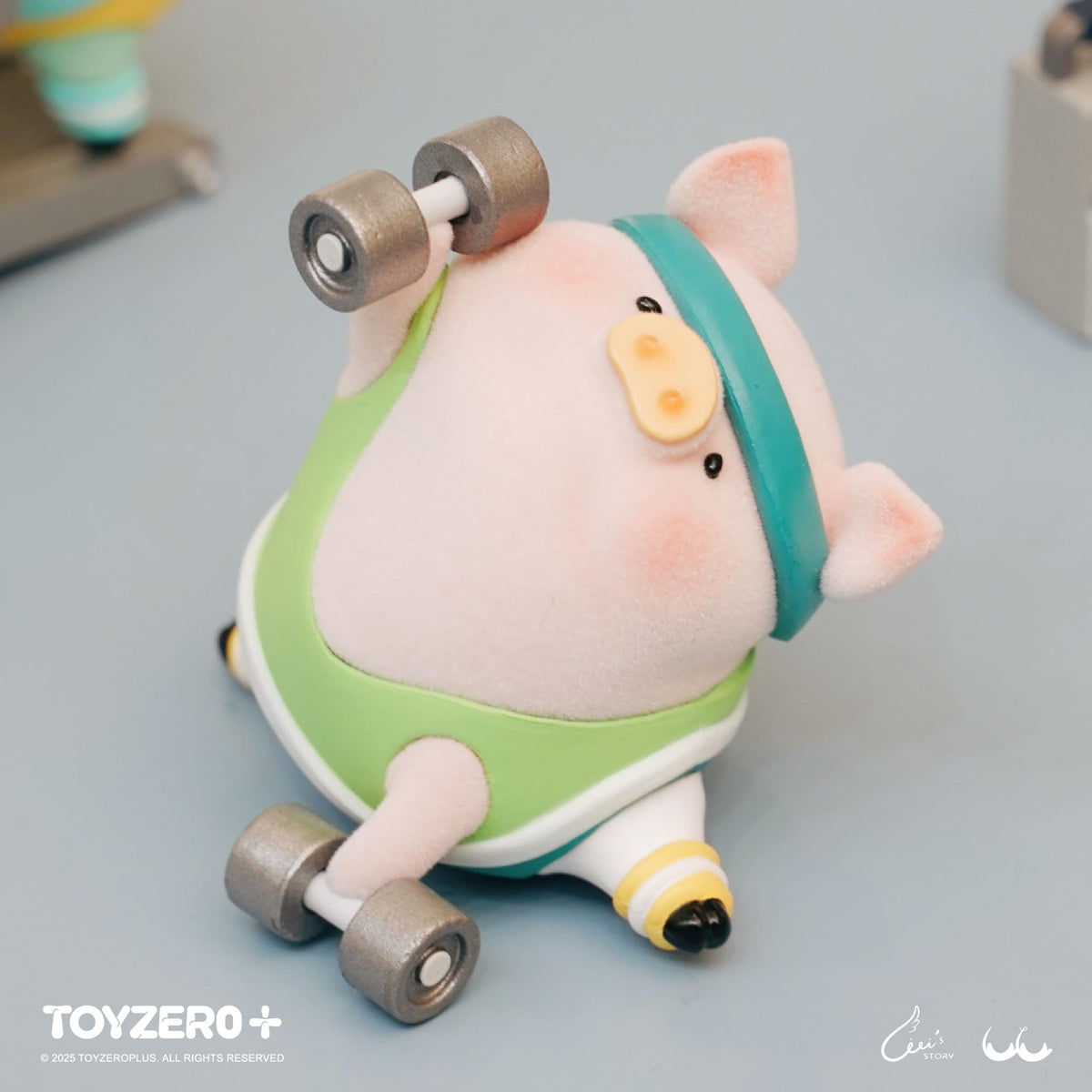 TOYZERO Lulu Piggy unboxing experience, perfect for surprise gift nostalgia.