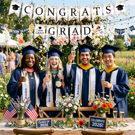 Trandraft open house garden-themed decor elevates outdoor celebrations.