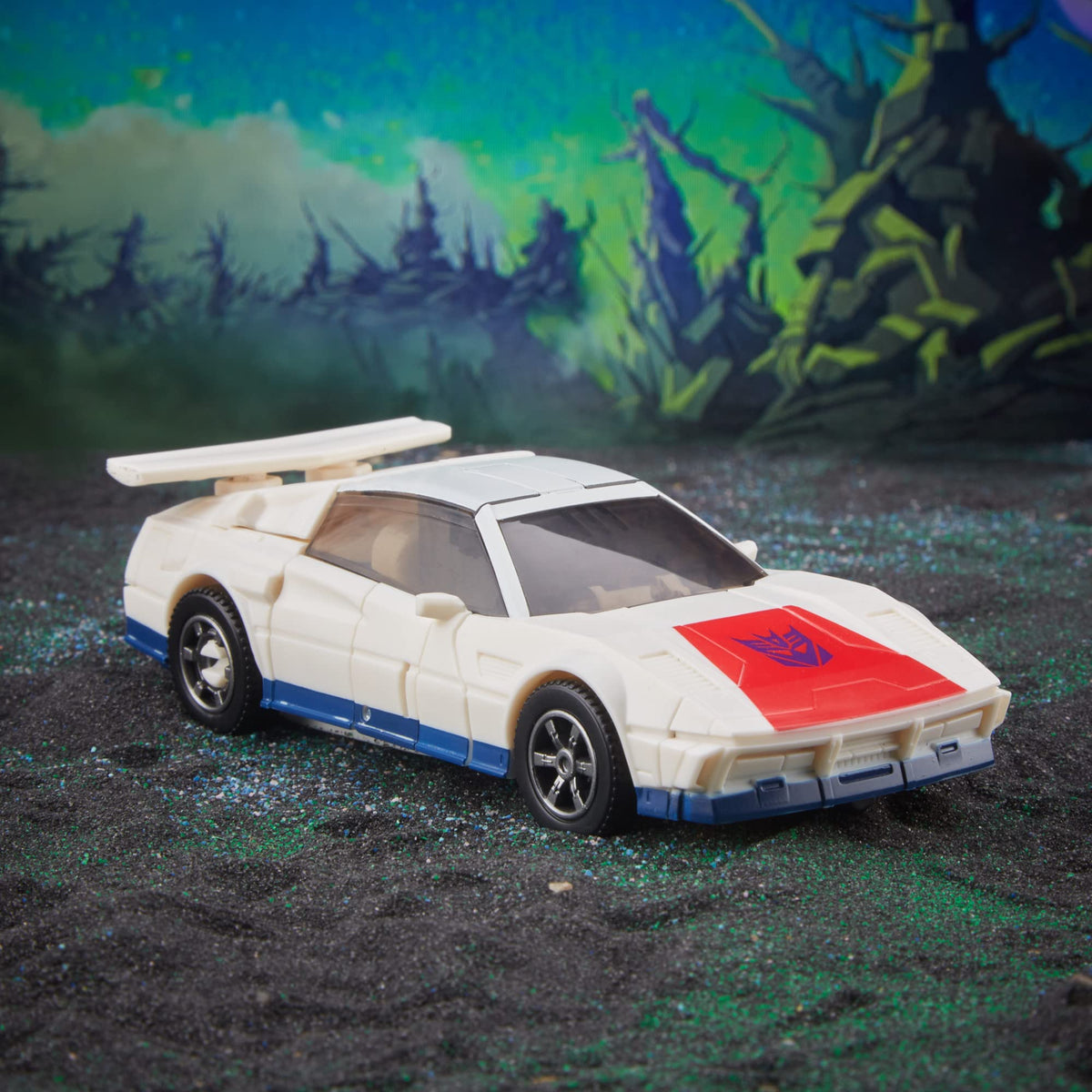 Transformers Breakdown blaster accessory attaches in both modes.