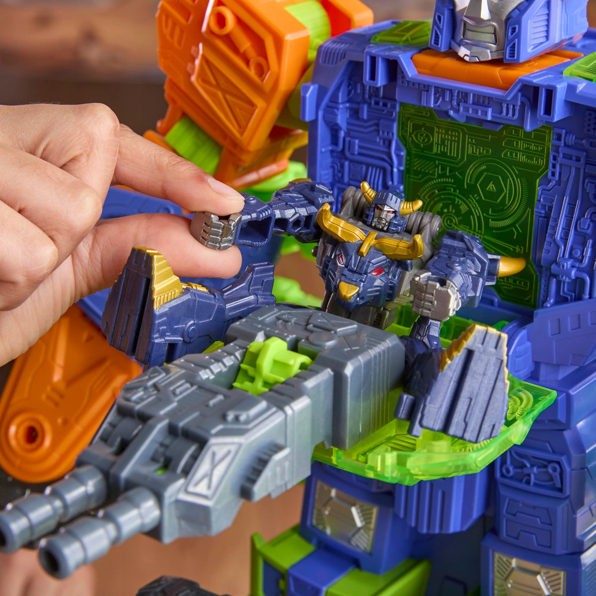 Transformers CYBERWORLD kid-friendly, imaginative adventures for growing collections.