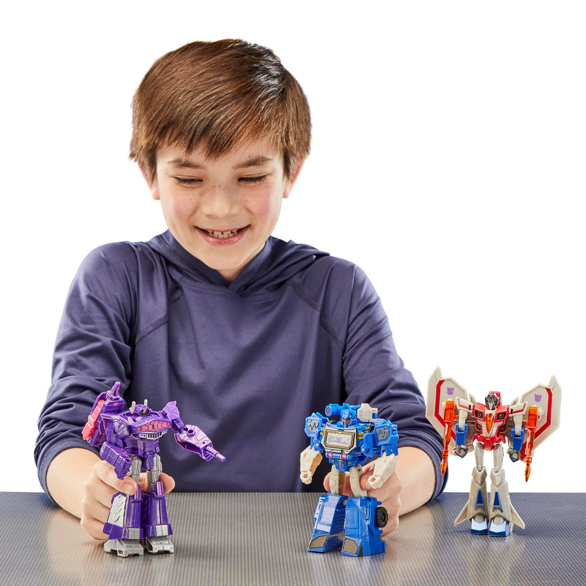 Transformers Decepticon Commander Starscream robot figure ideal for jet-based adventures