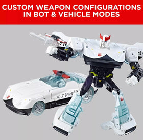 Transformers TRA GEN WFC Deluxe Prowl hands posed for dynamic action.