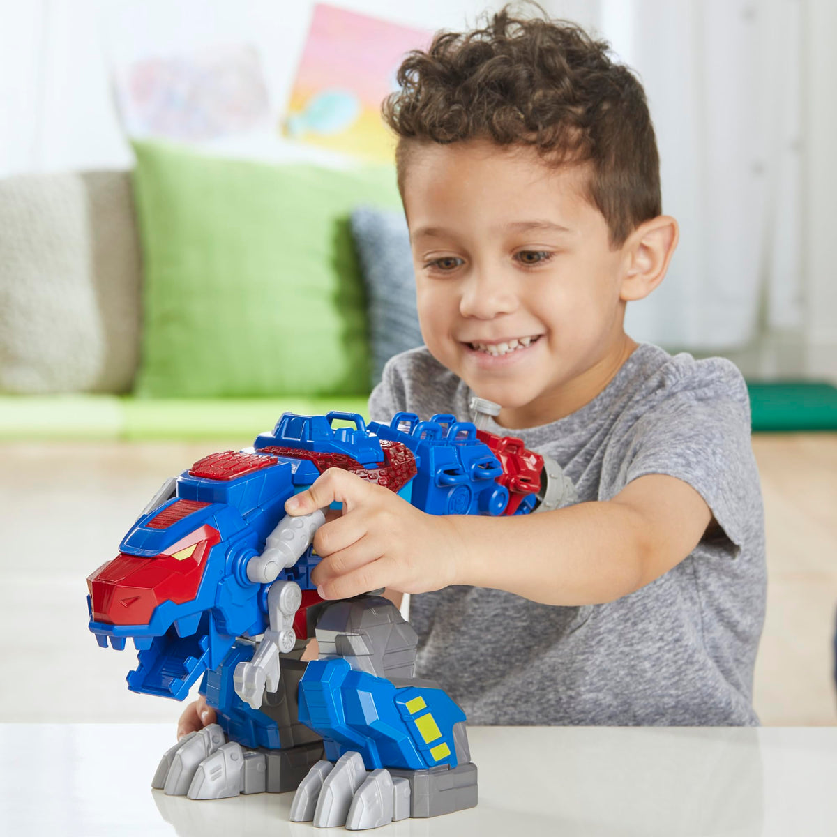 Dinobot Adventures team assembly featuring Optimus Prime with other figures
