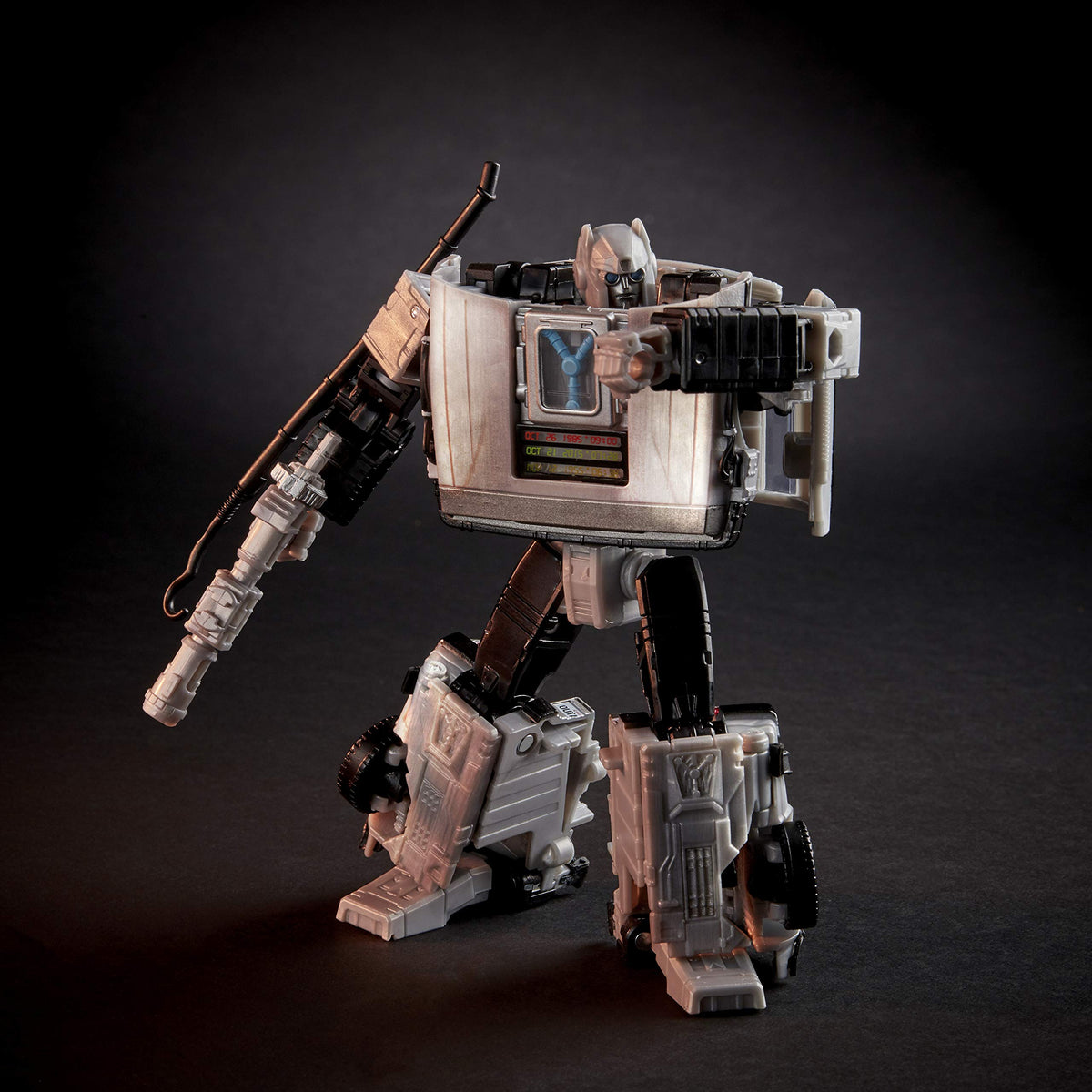 Transformers Gigawatt blaster accessory enhances action poses