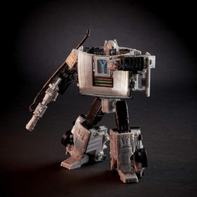 Transformers Gigawatt blaster accessory enhances action poses