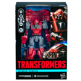 Ironhide Energon axe and blaster accessories enhance play and display.