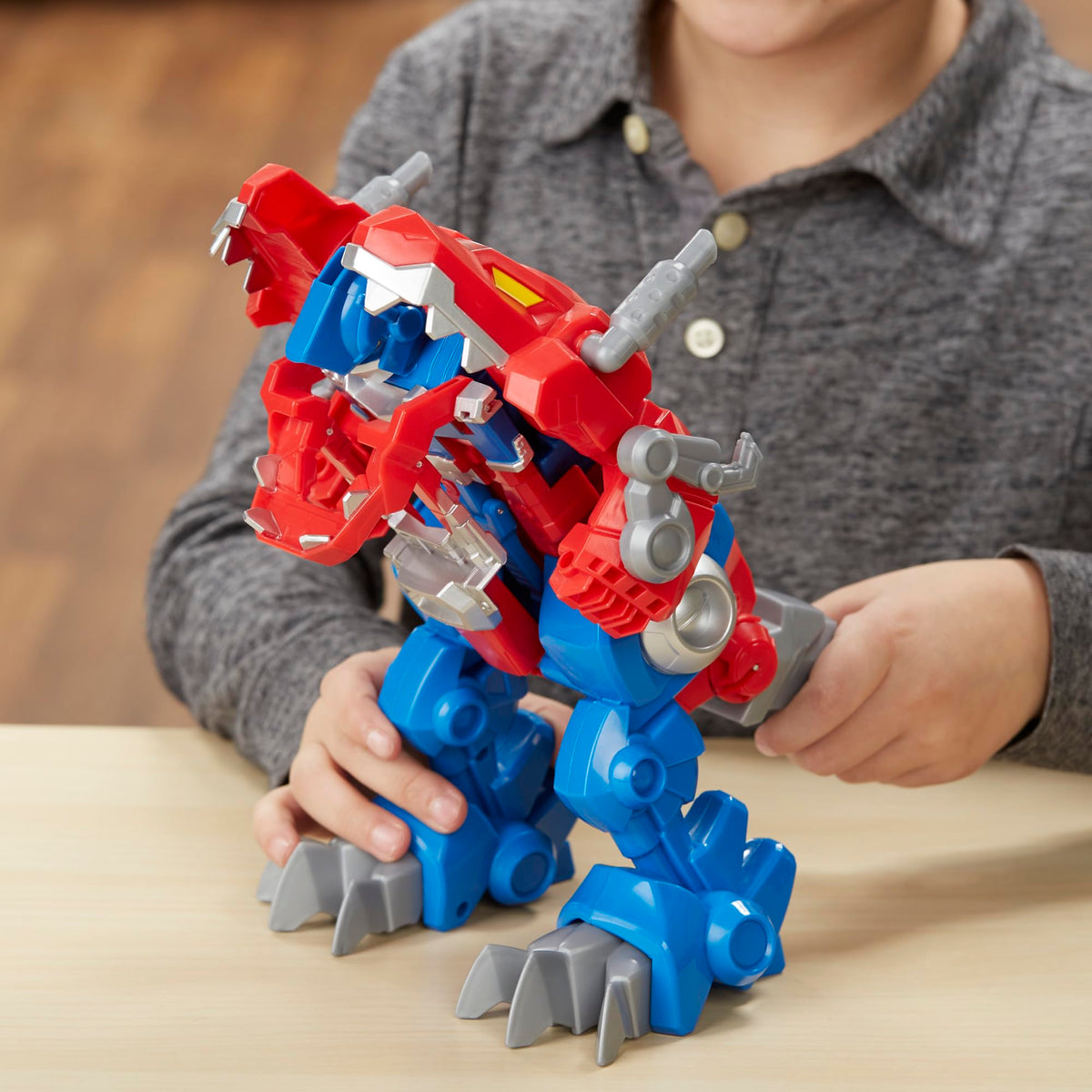 Transformers Knight Watch Optimus Prime one-step conversion in hero mode