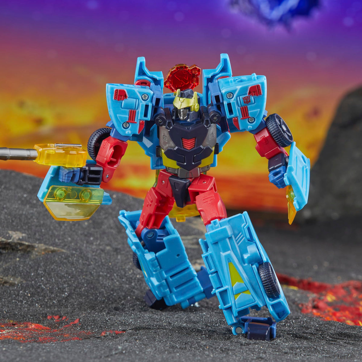 Transformers Legacy United forty-years celebrate the history.