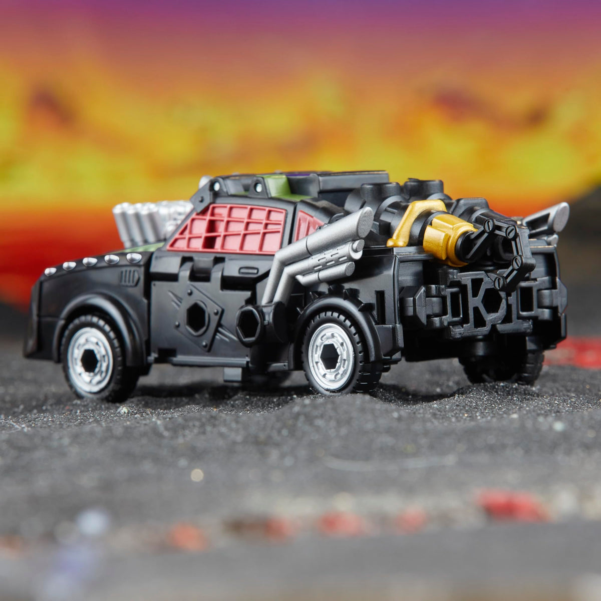 Unboxing Transformers Legacy Star Raider Lockdown with accessories and figures.