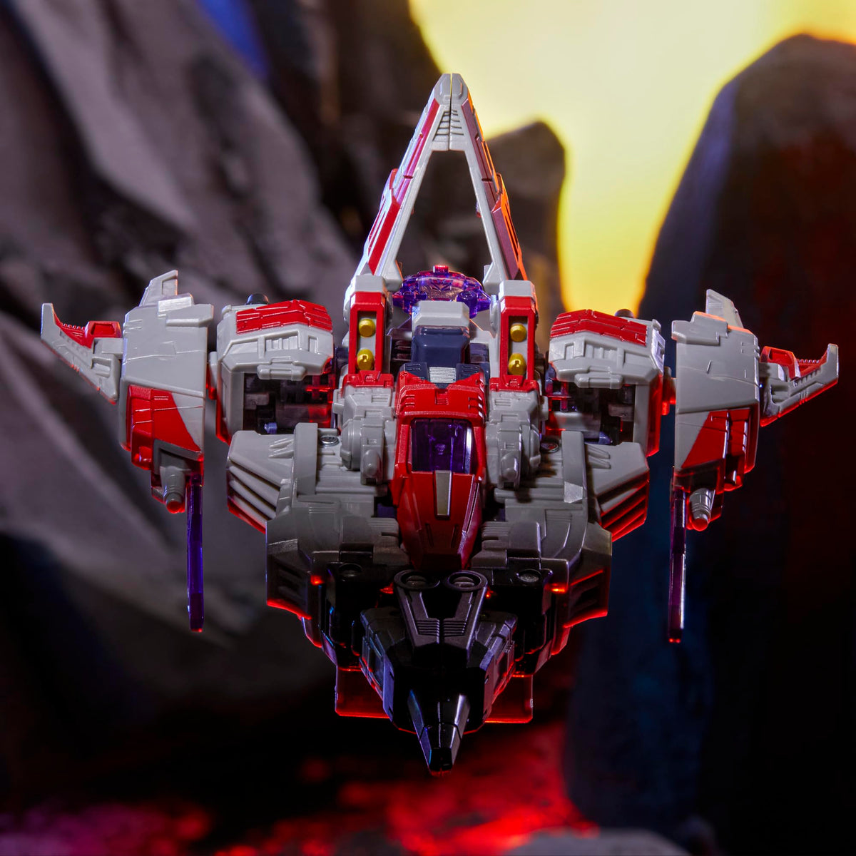 Transformers Legacy United Starscream Cyber-Key accessory adds interactive flair.