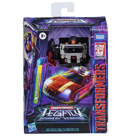 Transformers Legacy Universes Collide design brings cross-series flavor to the figure.